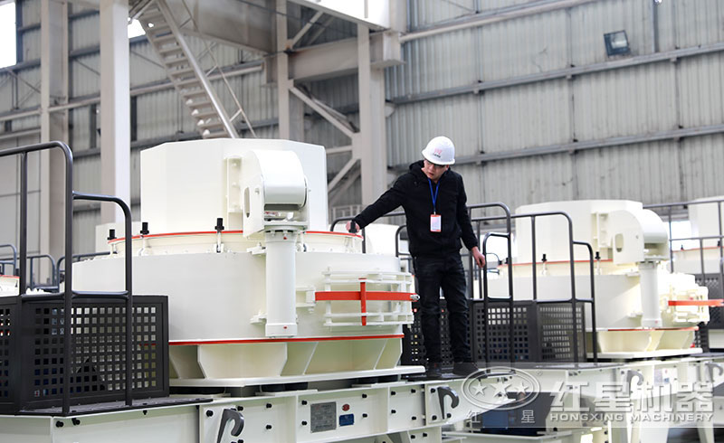 客户参观打砂机