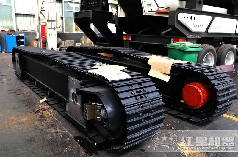 履带组装 履带组装